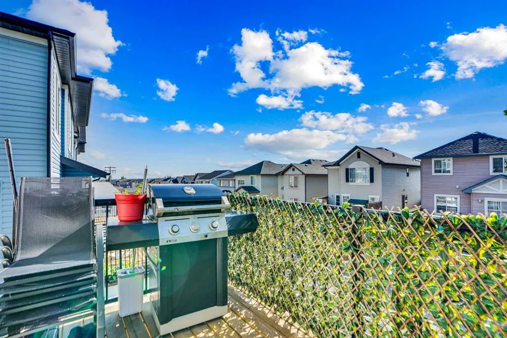 333 Taralake Way NE, #1107