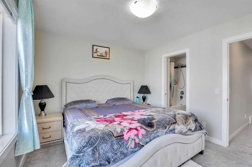 333 Taralake Way NE, #1107