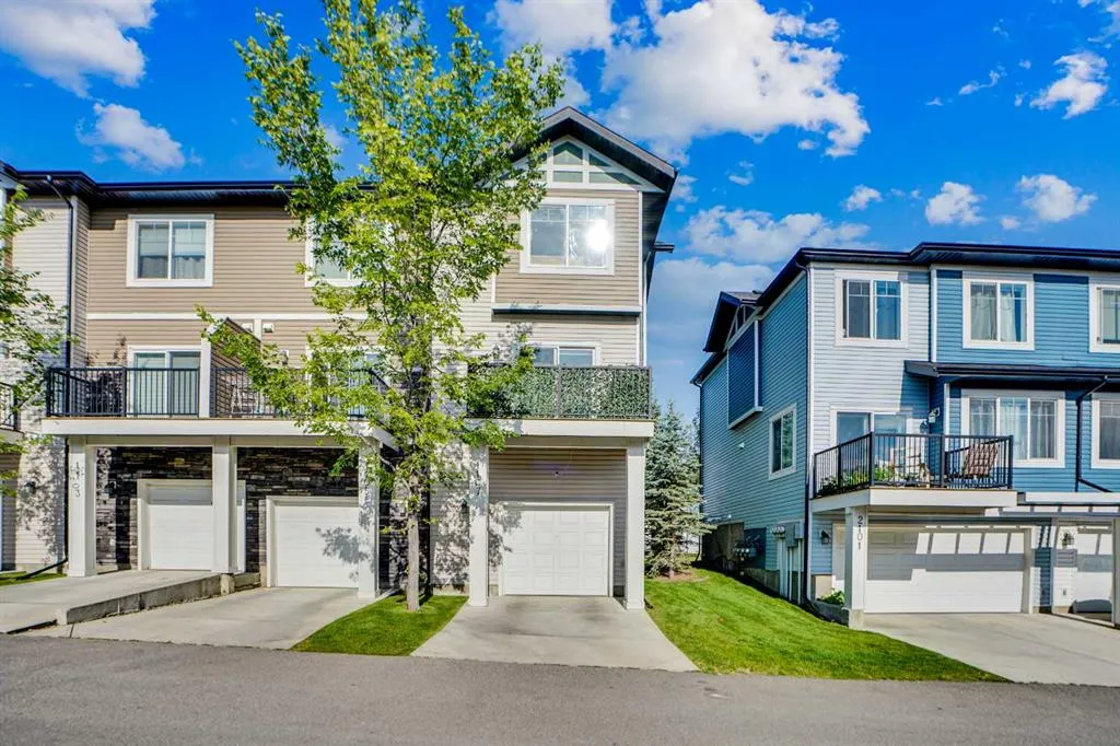 333 Taralake Way NE, #1107