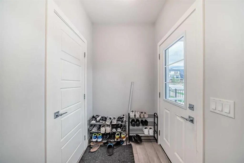 112 Ambleton Street NW