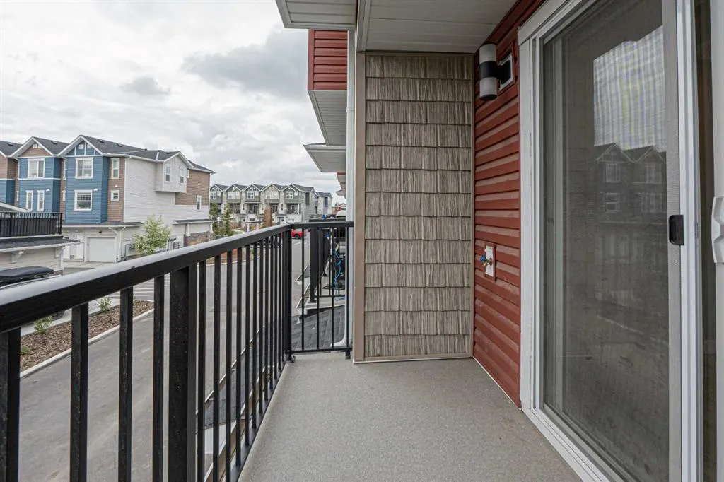 115 SAGEWOOD Drive SW, #601