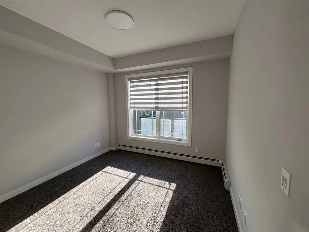 100 Auburn Meadows Manor SE, #213