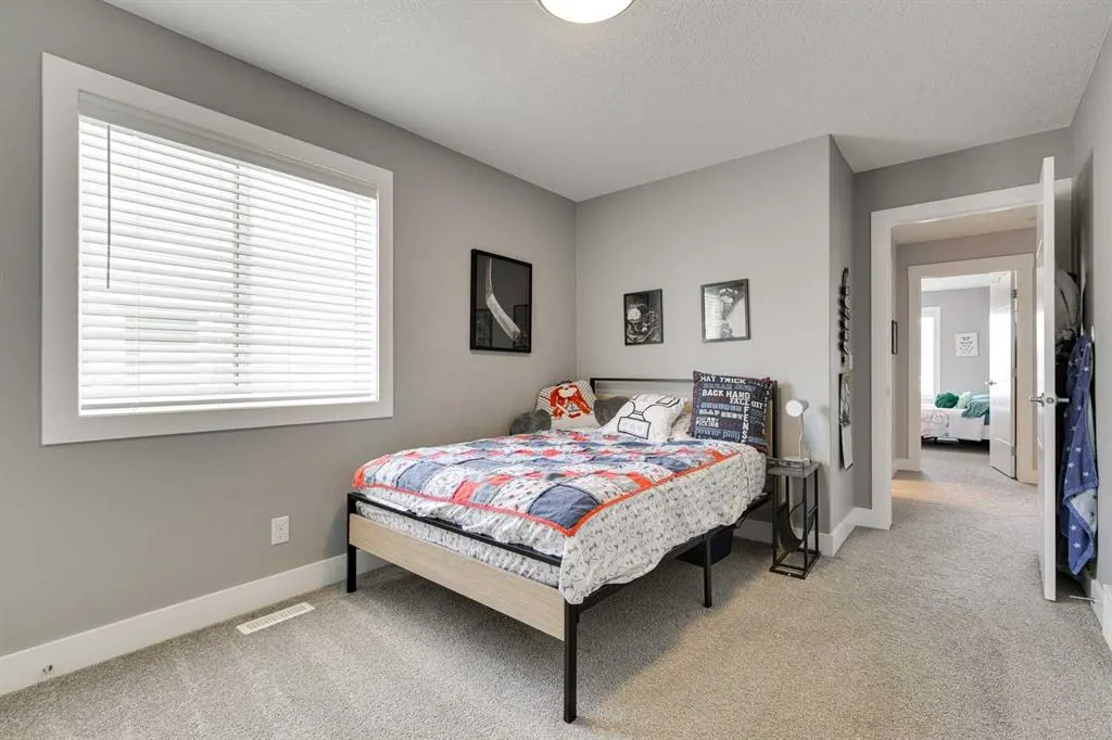 31 Brightoncrest Cove SE