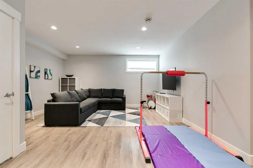 31 Brightoncrest Cove SE
