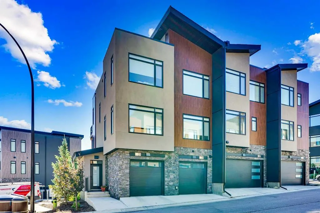 19 Royal Elm Green NW