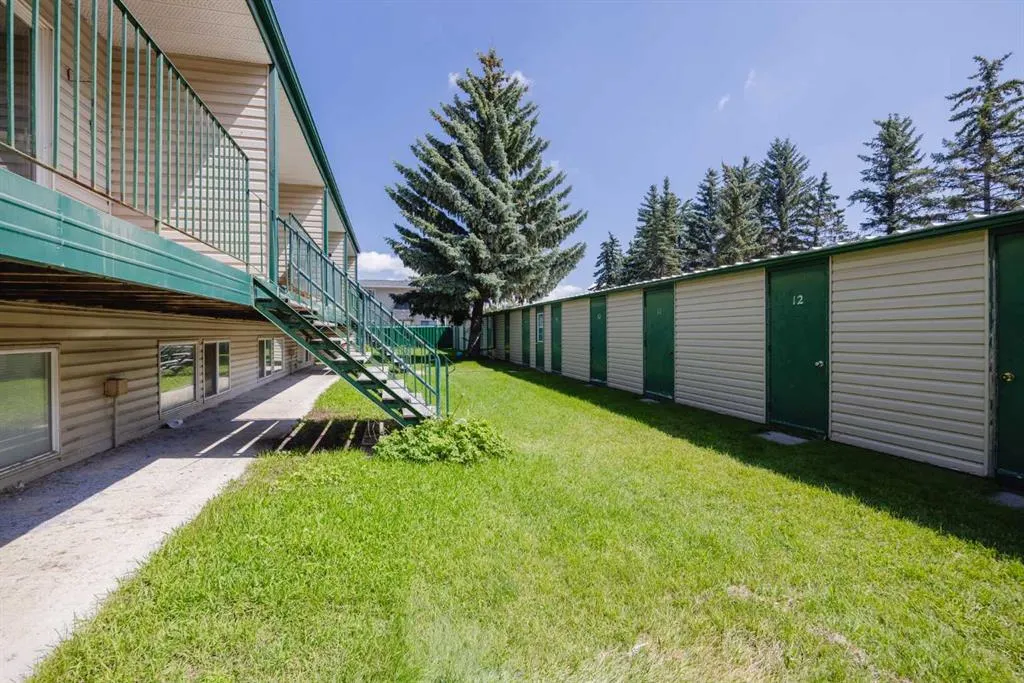 707 Westmount Drive, #12