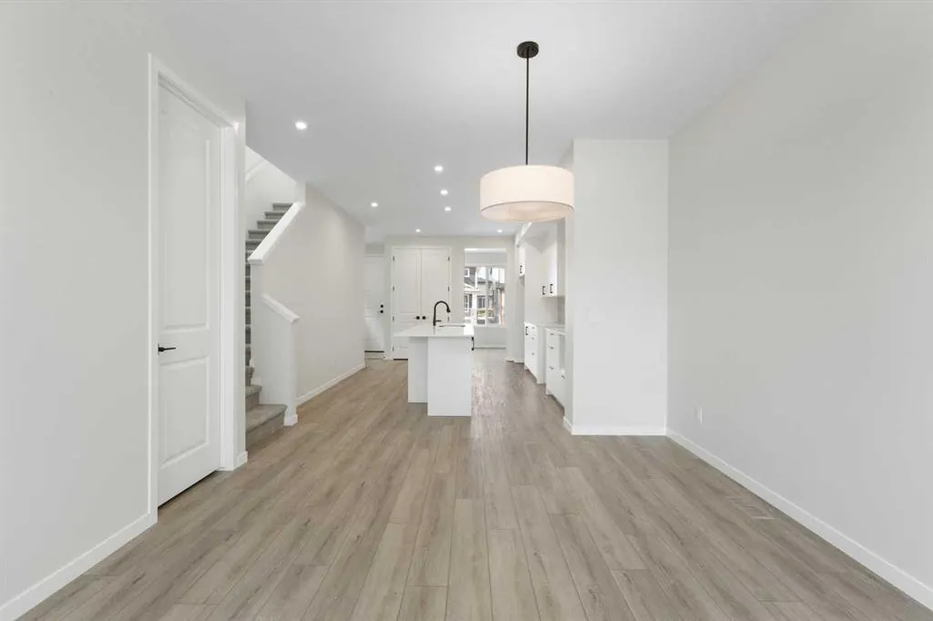 69 Annette Landing NW