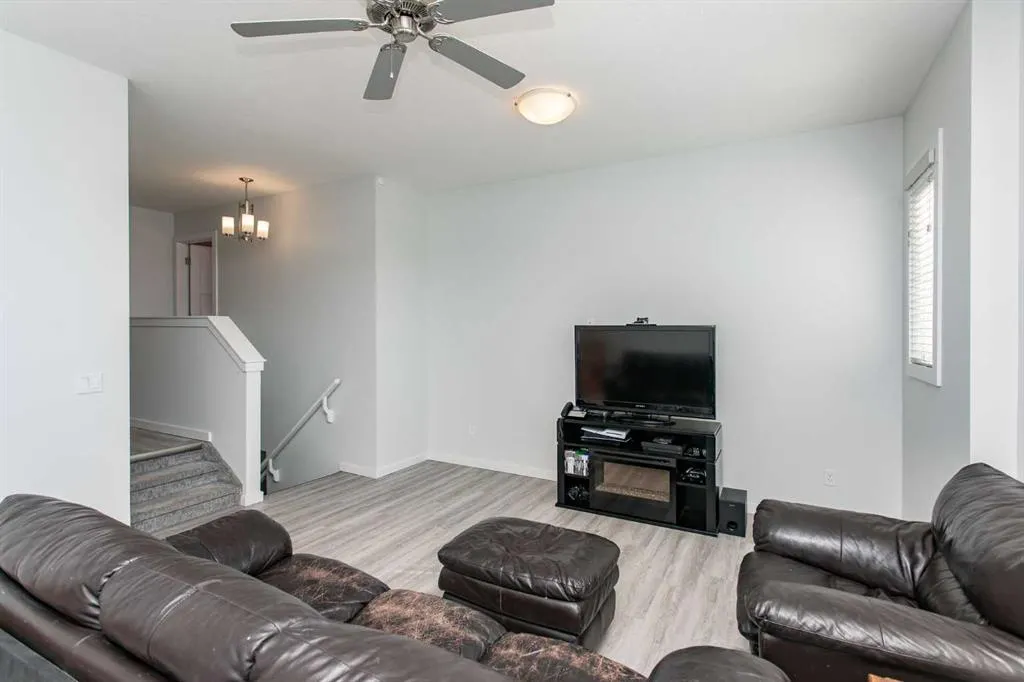 246 Viscount Drive