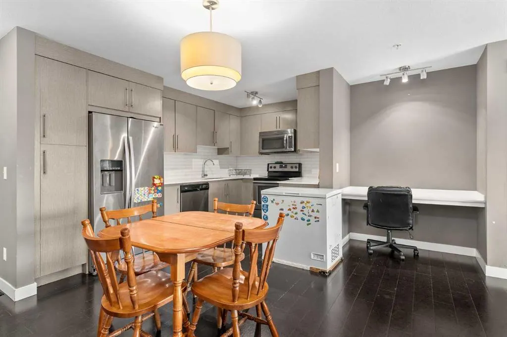 302 Skyview Ranch Drive NE, #5304