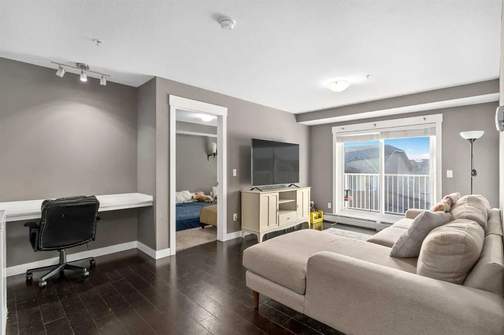 302 Skyview Ranch Drive NE, #5304