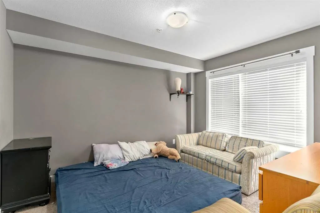 302 Skyview Ranch Drive NE, #5304