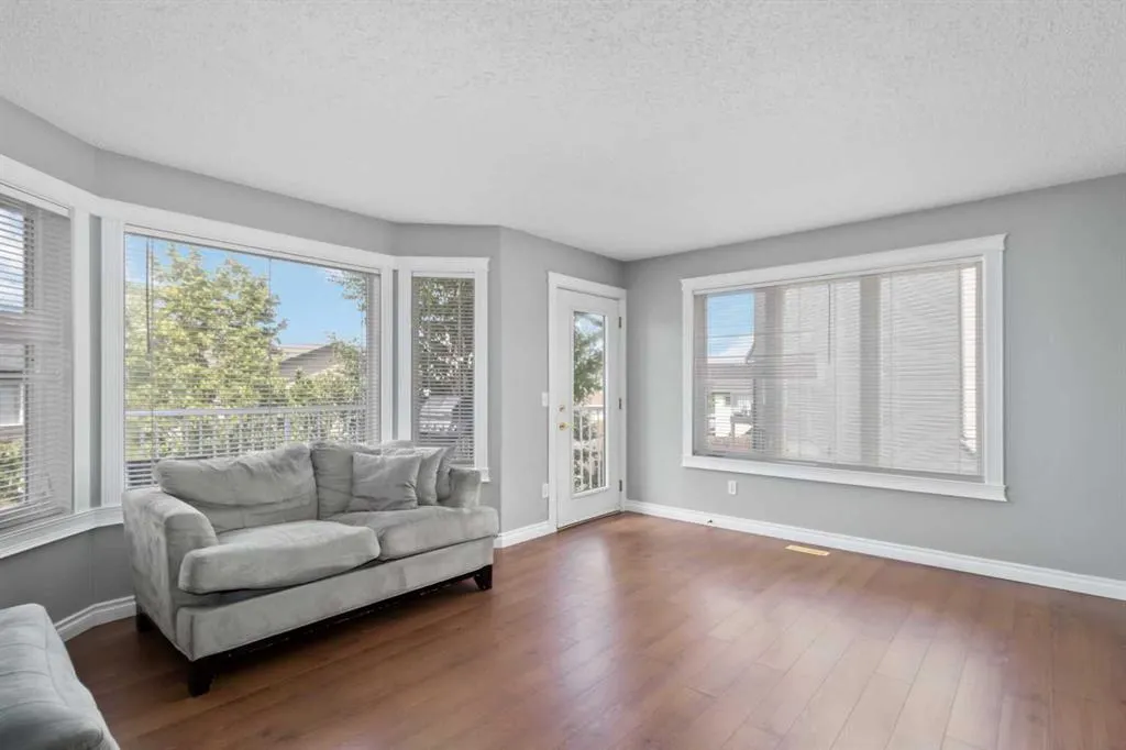 100 Albion Drive, #20