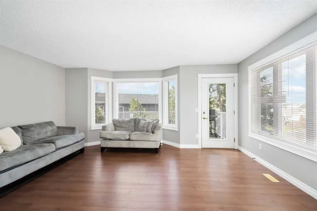 100 Albion Drive, #20
