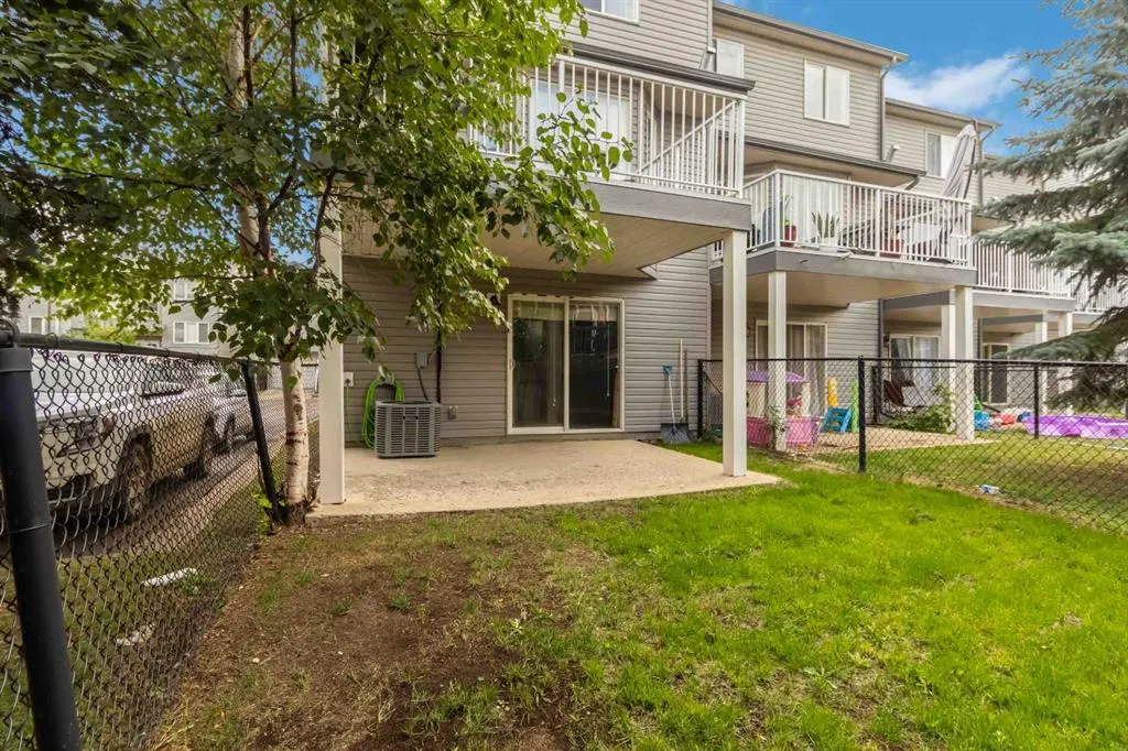 100 Albion Drive, #20