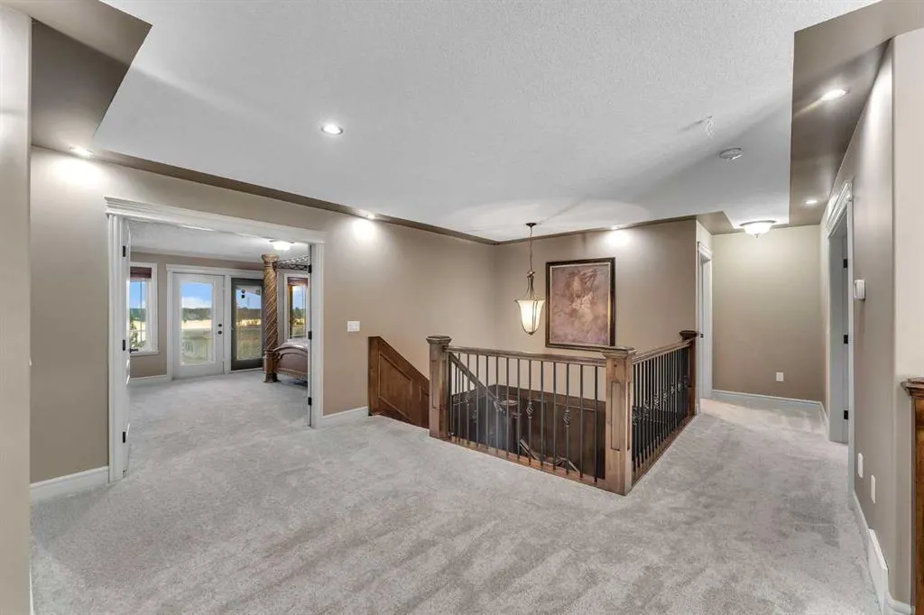 989 East Lakeview Road