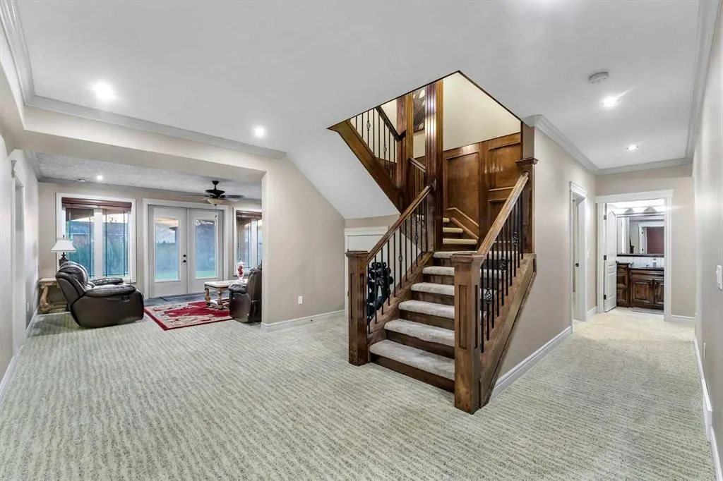 989 East Lakeview Road