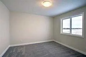 117 Cobblestone Gate SW