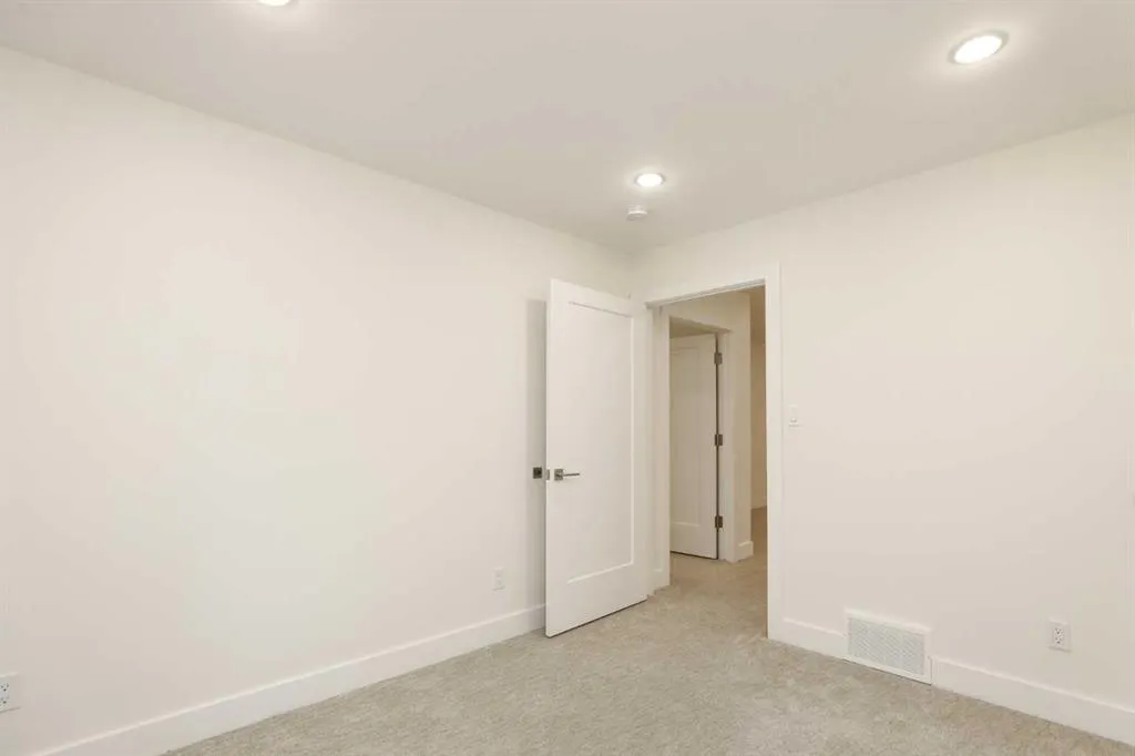 500 Gold Canyon Place S