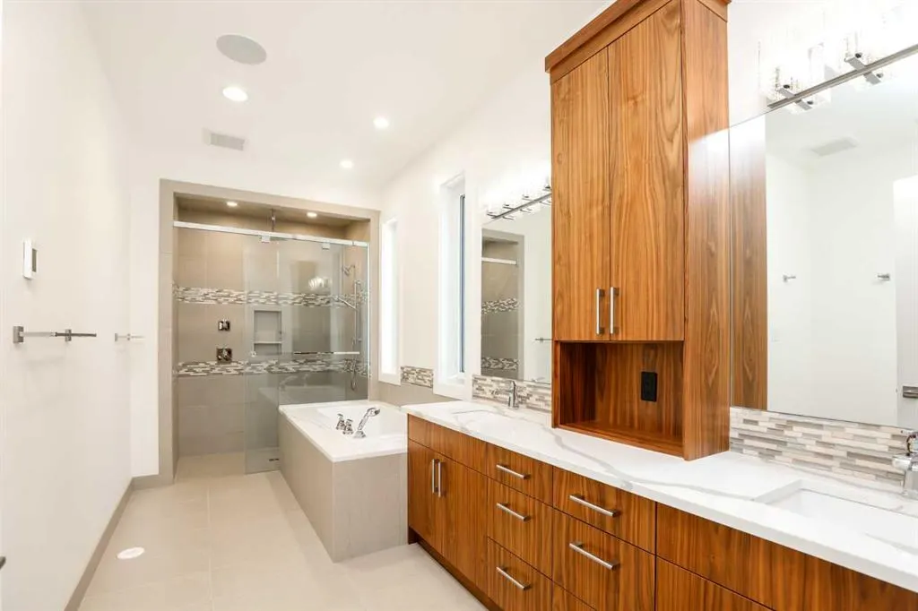 500 Gold Canyon Place S