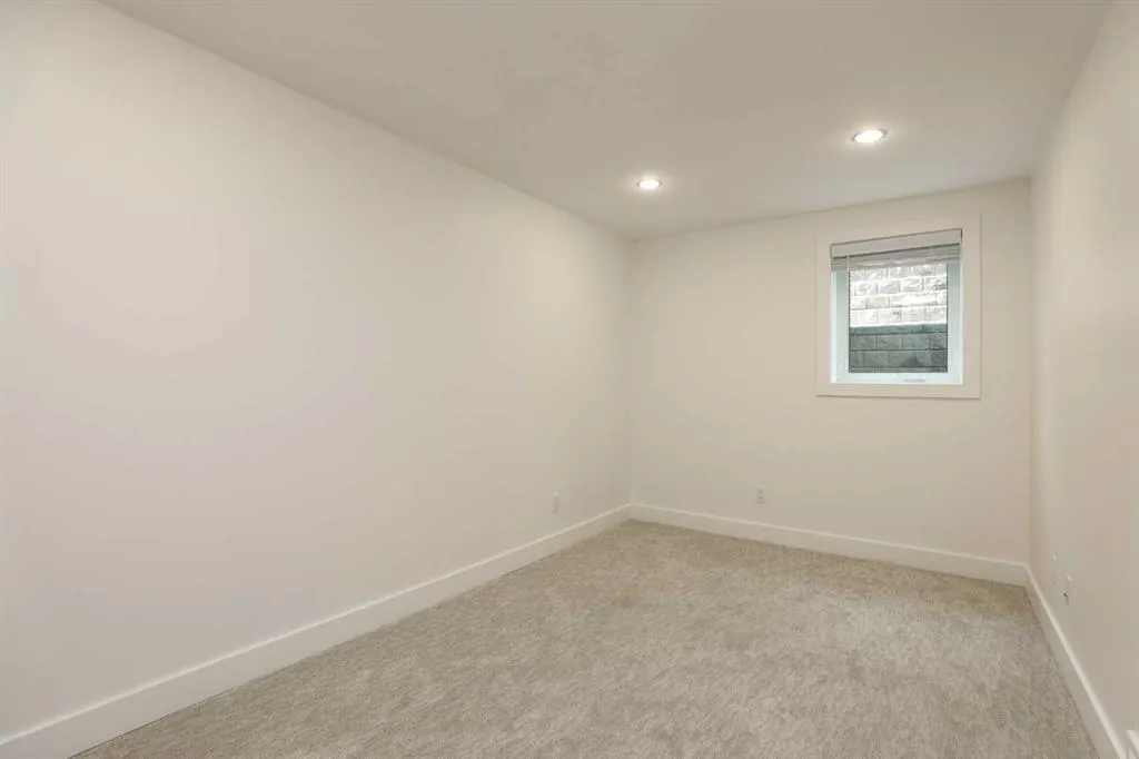 500 Gold Canyon Place S