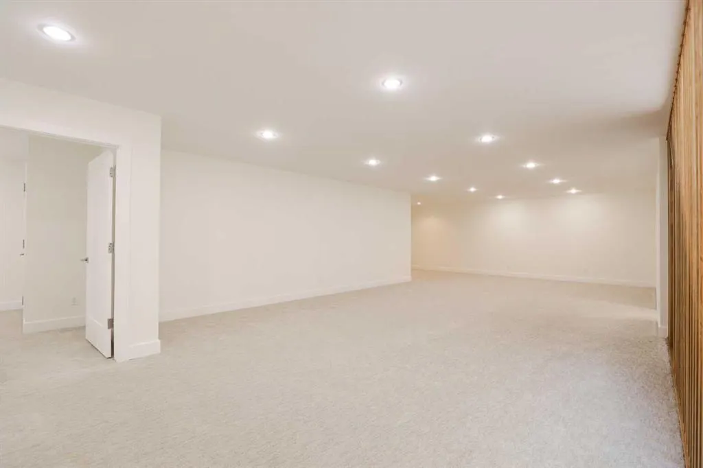 500 Gold Canyon Place S