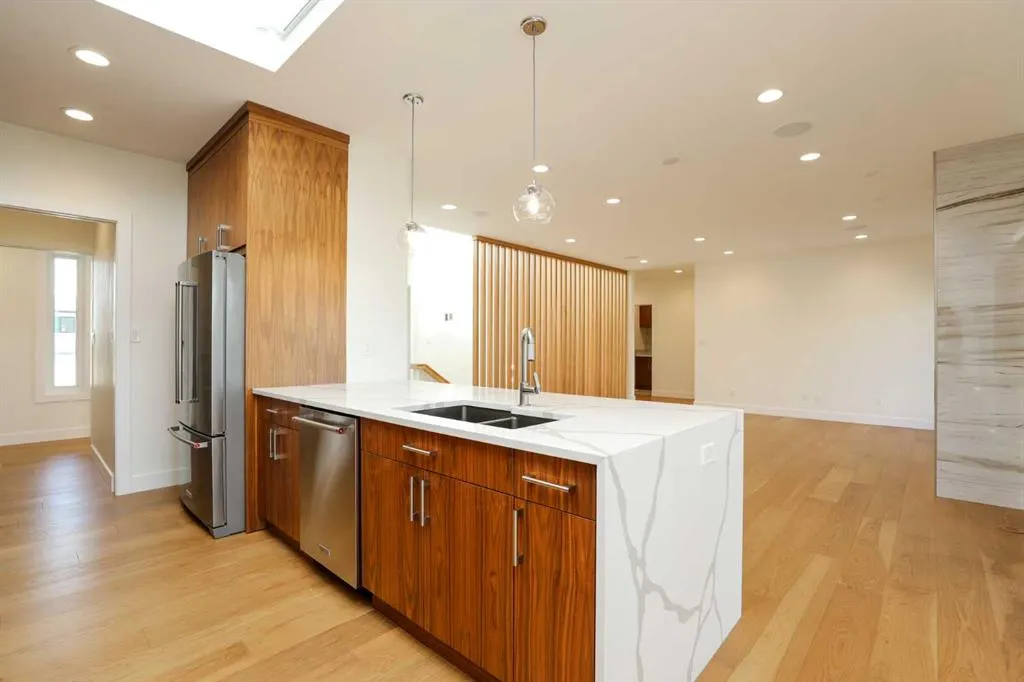 500 Gold Canyon Place S