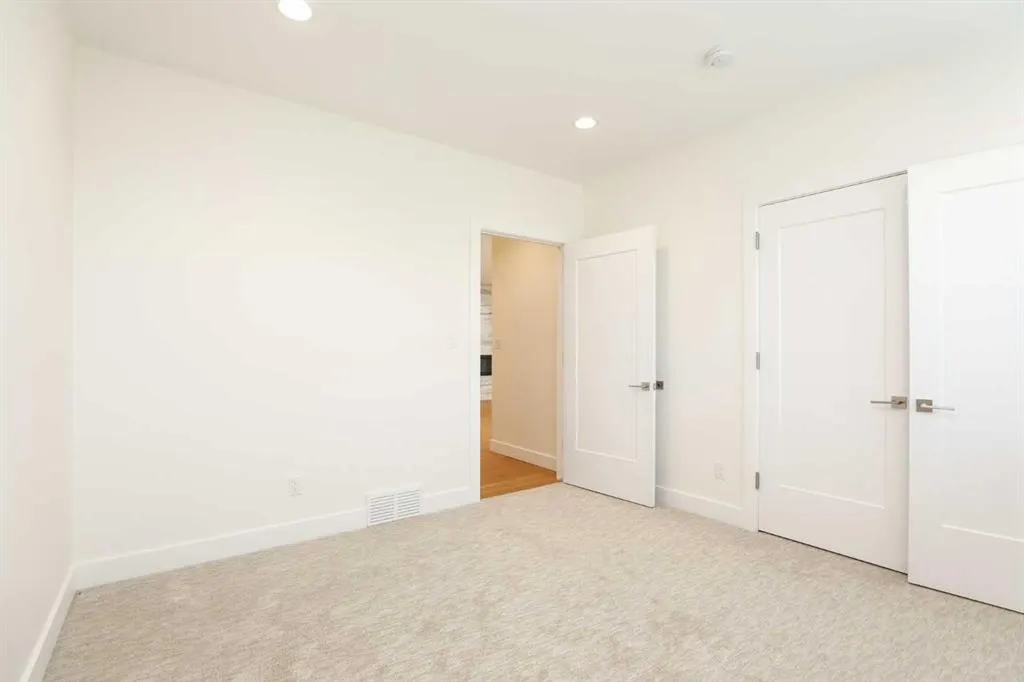 500 Gold Canyon Place S