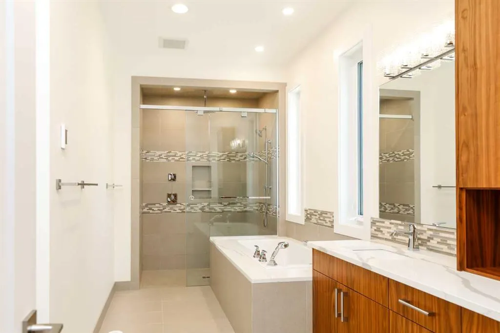 500 Gold Canyon Place S