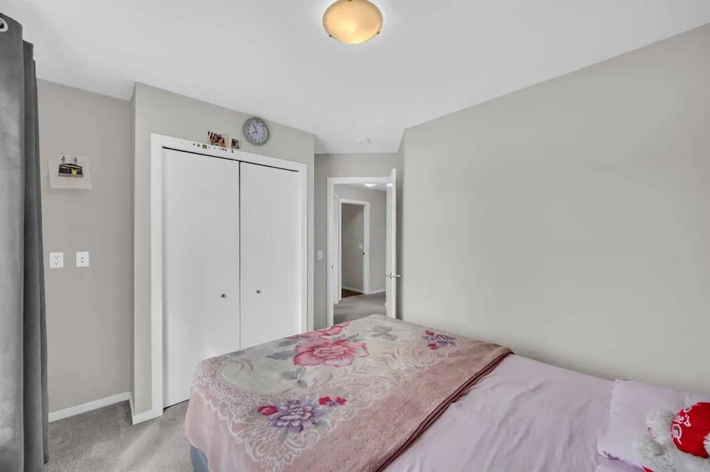 515 Redstone Walk NE, #202