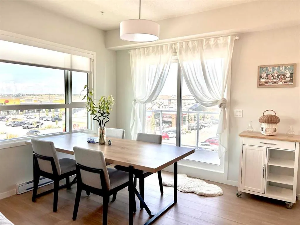 80 Carrington Plaza NW, #404