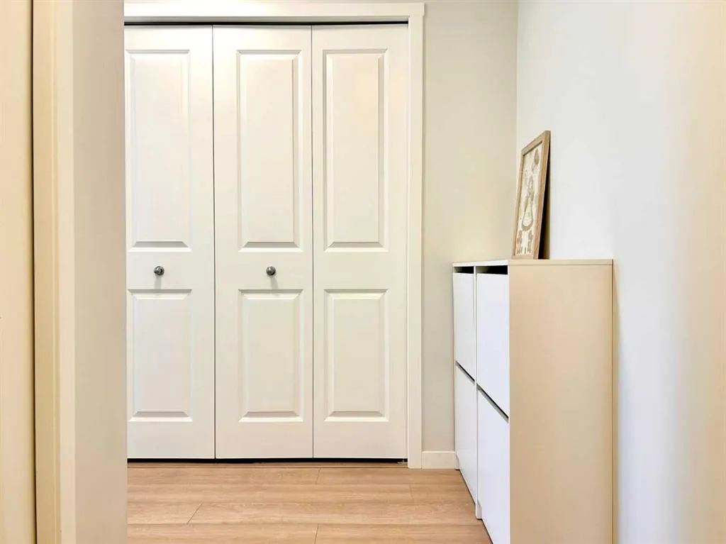 80 Carrington Plaza NW, #404