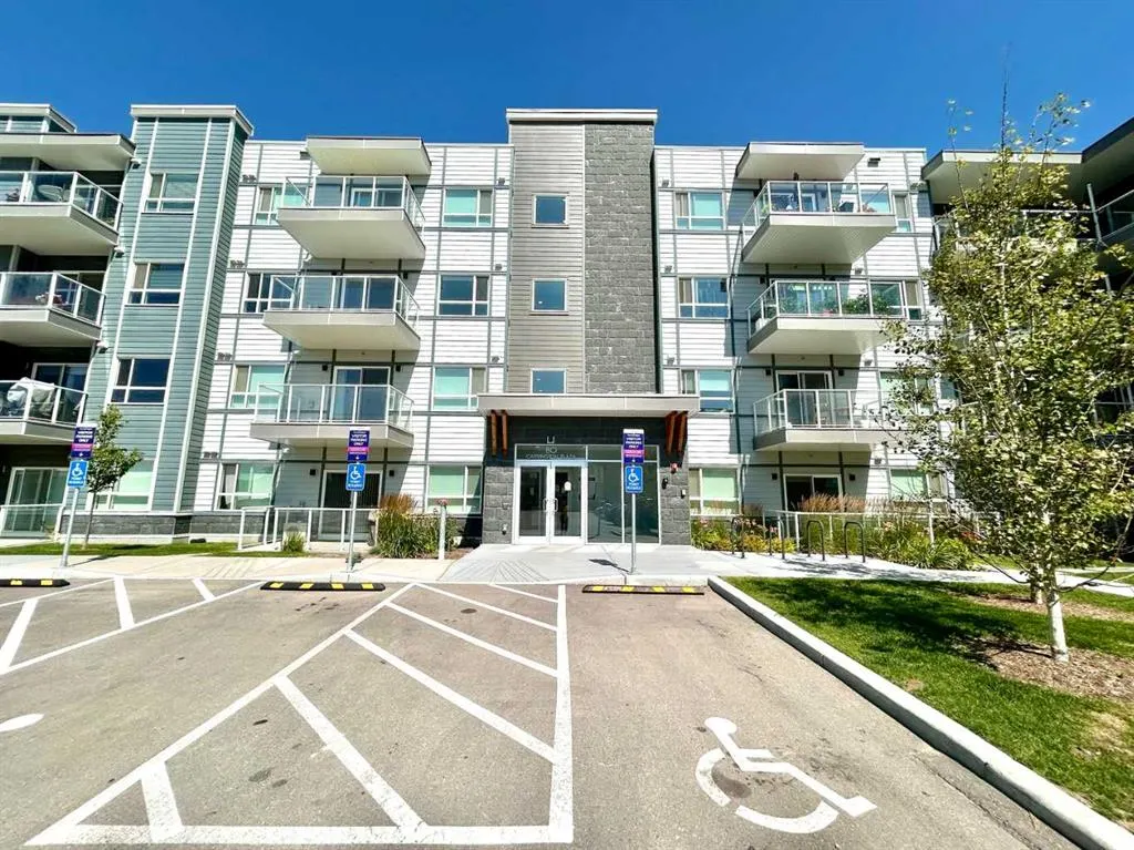 80 Carrington Plaza NW, #404