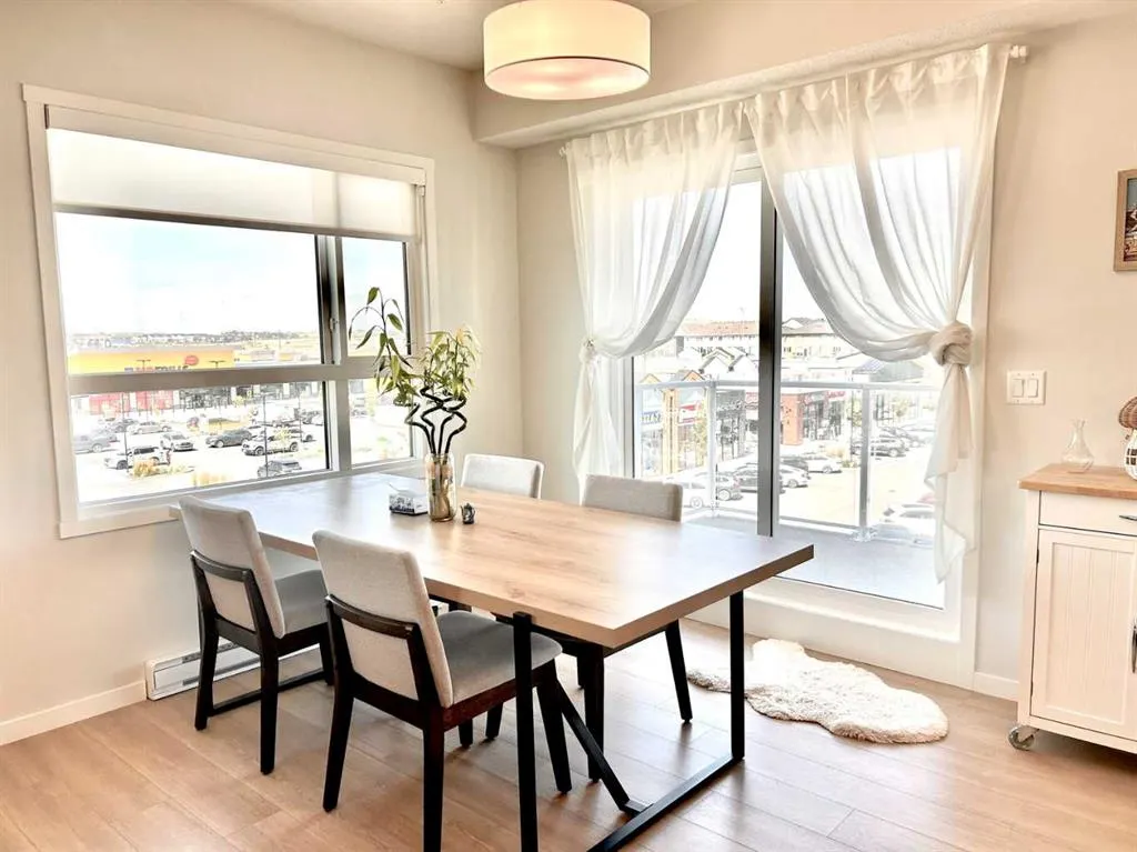 80 Carrington Plaza NW, #404