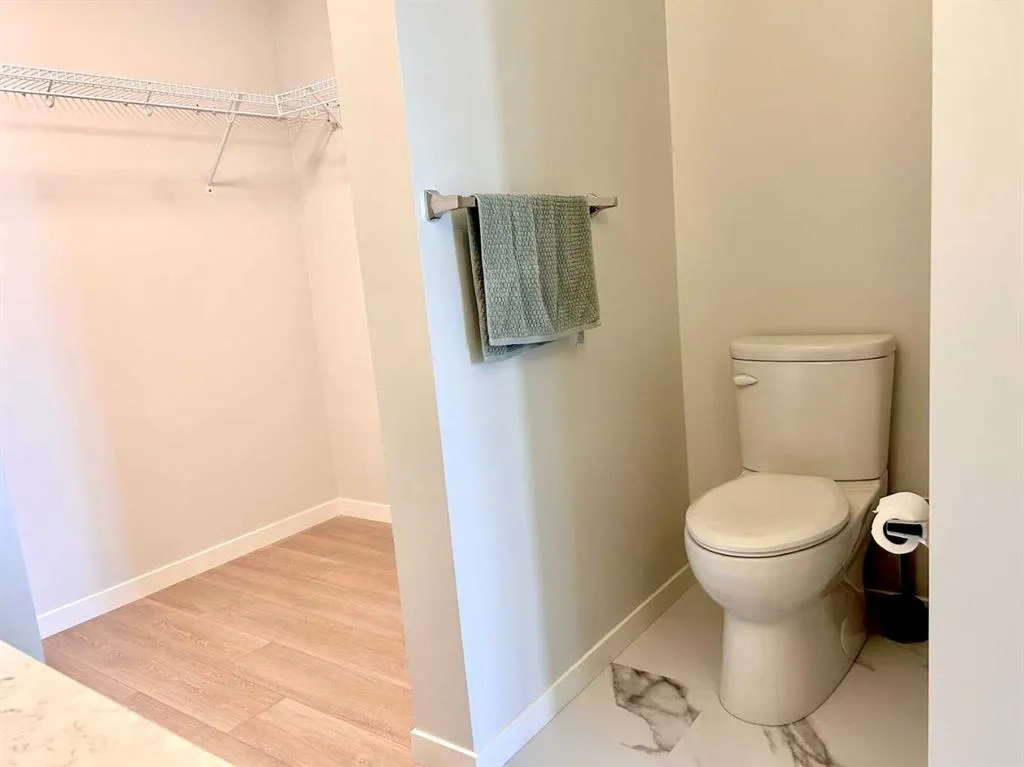 80 Carrington Plaza NW, #404