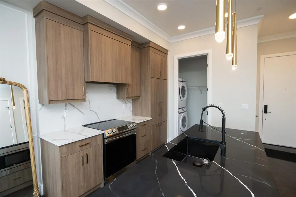 4270 Norford Avenue NW, #2207