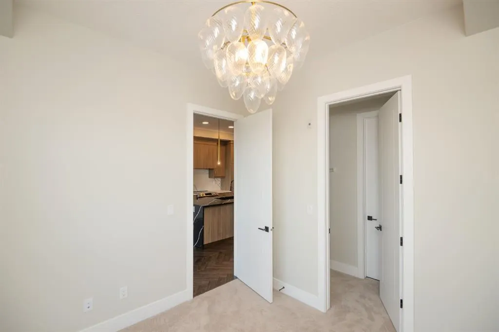 4270 Norford Avenue NW, #2207