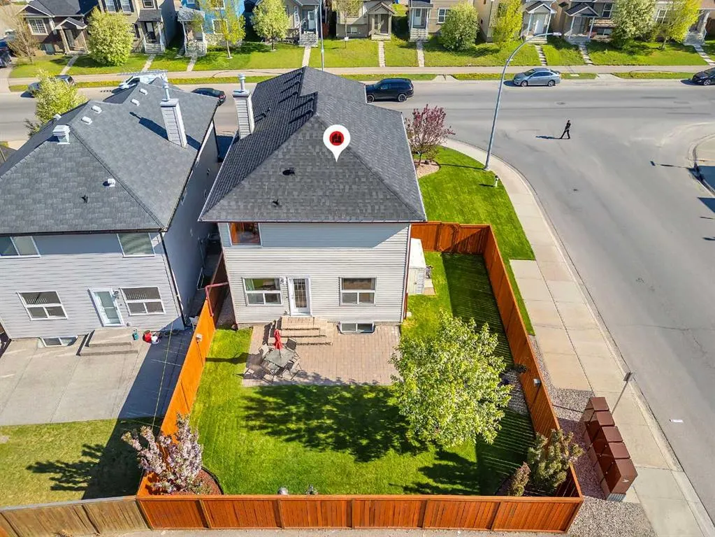 214 Saddlemont Boulevard NE