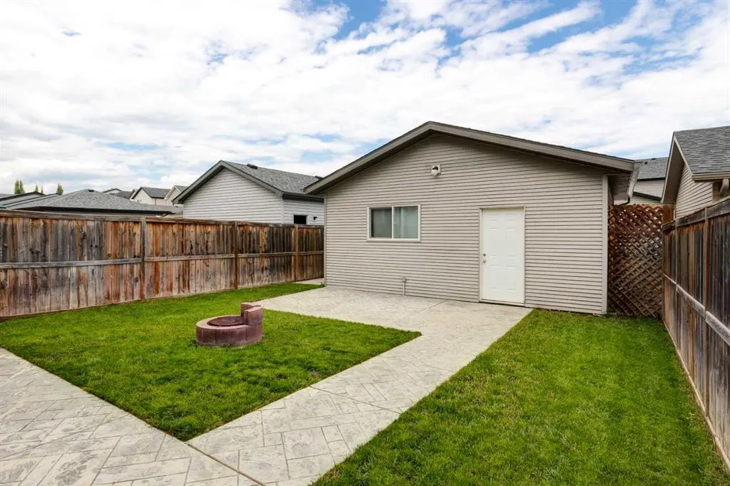 36 Silverado Plains View SW