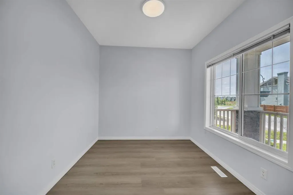 20 Copperpond Grove SE