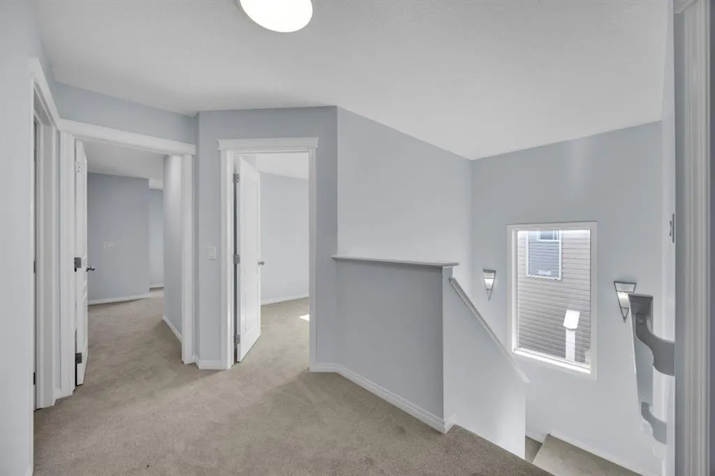 20 Copperpond Grove SE