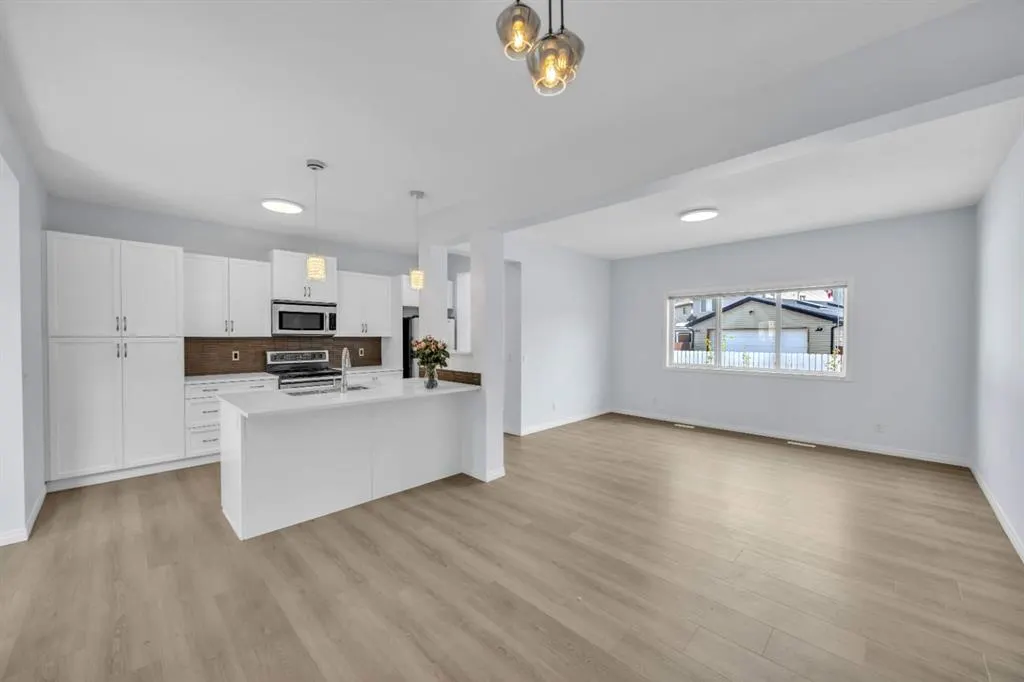 20 Copperpond Grove SE