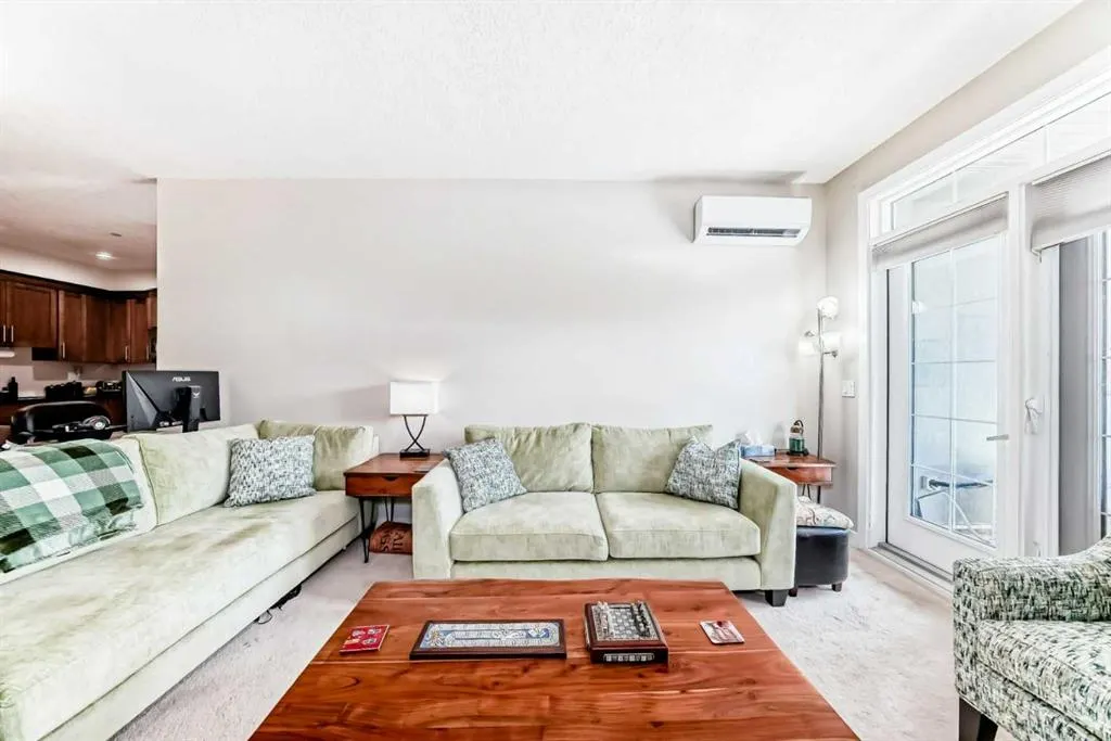 1005A Westmount Drive, #210