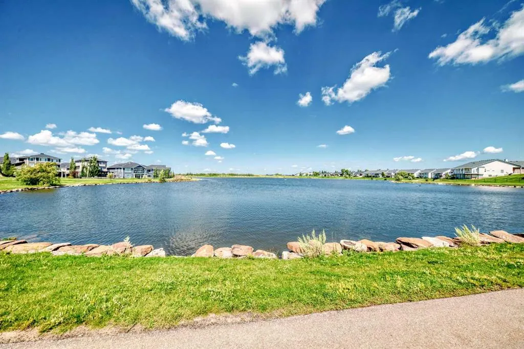 1005A Westmount Drive, #210