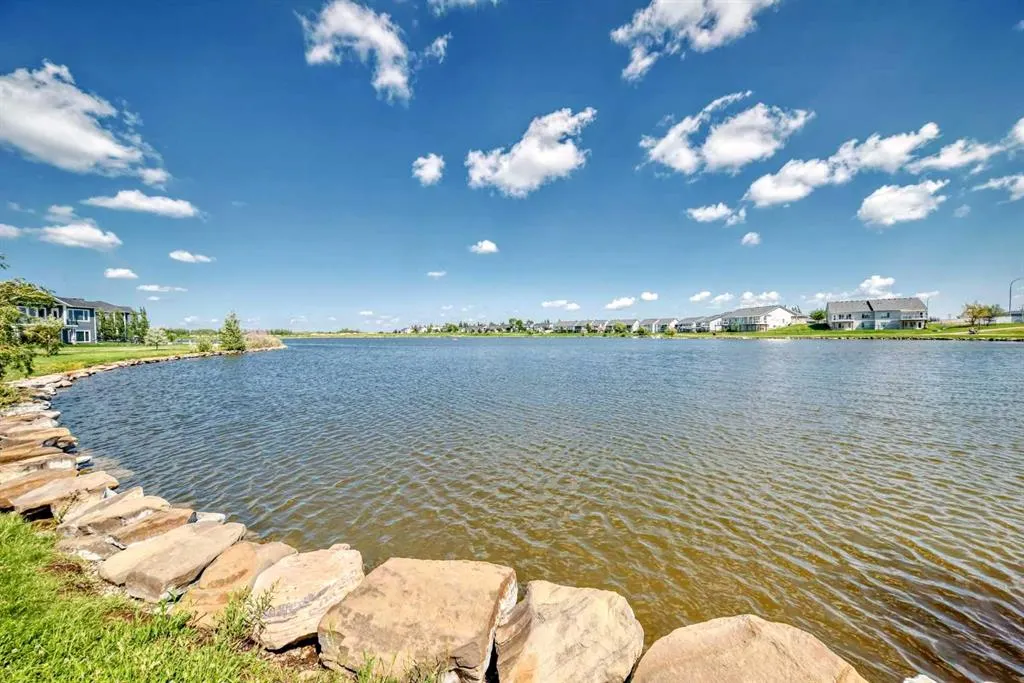 1005A Westmount Drive, #210