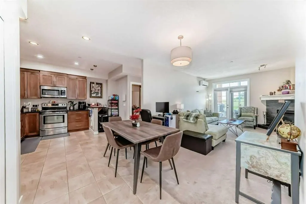 1005A Westmount Drive, #210