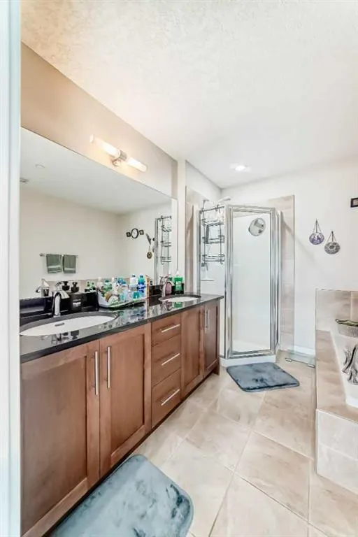 1005A Westmount Drive, #210