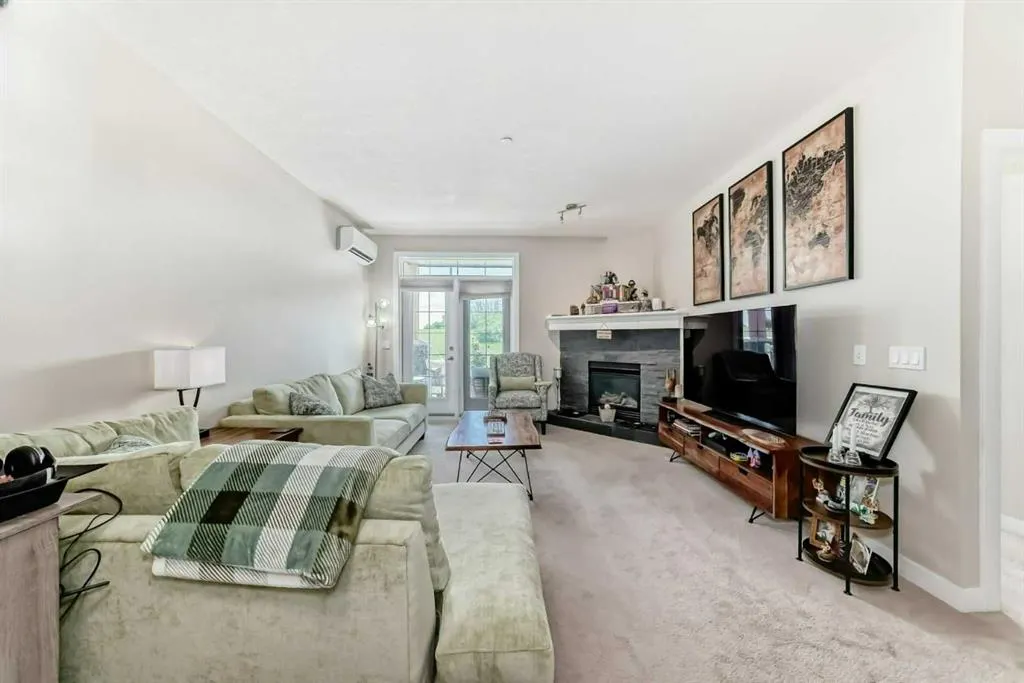 1005A Westmount Drive, #210