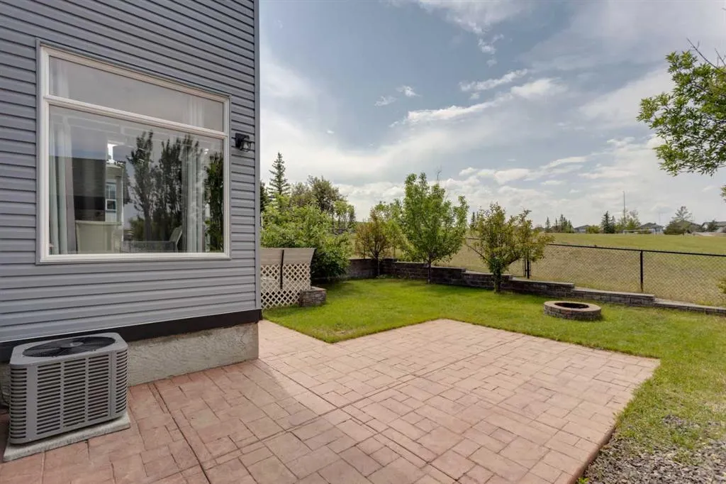 266 Panamount Close NW
