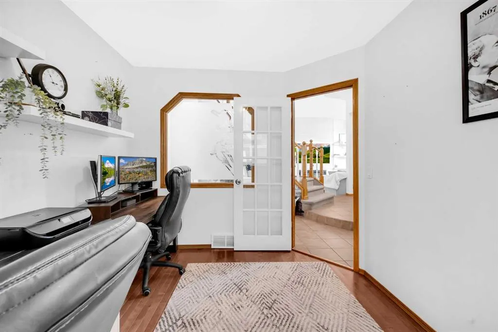 180 Citadel Park NW