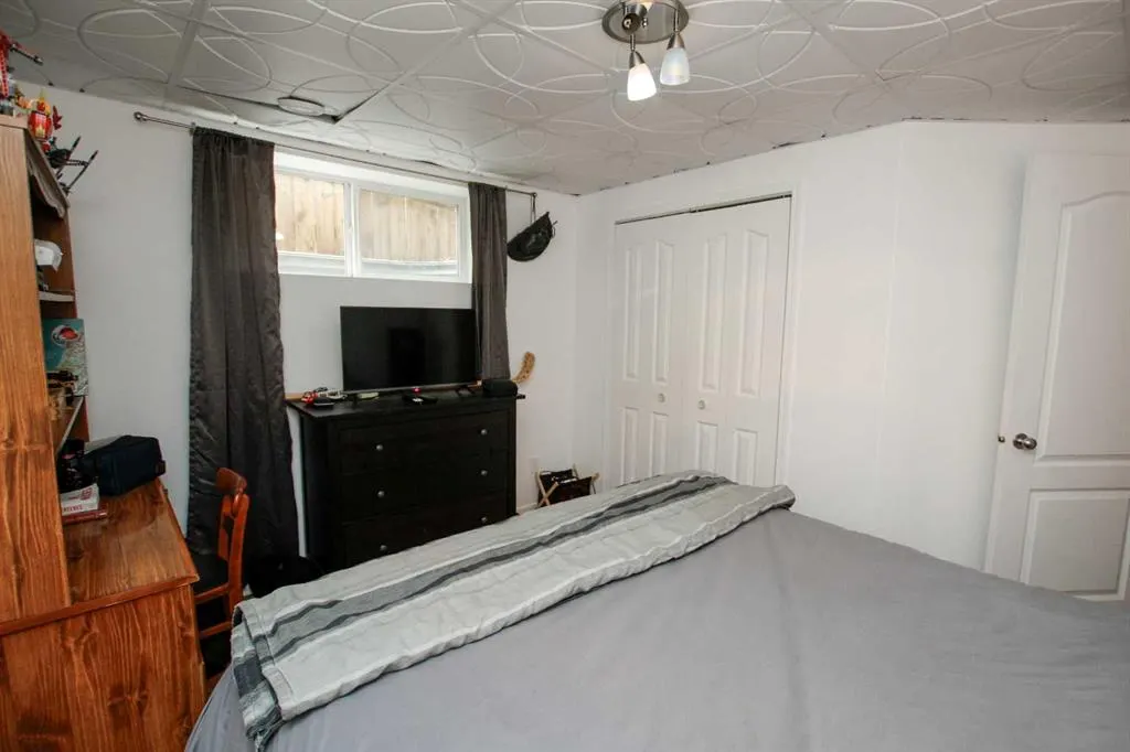 52 White Avenue
